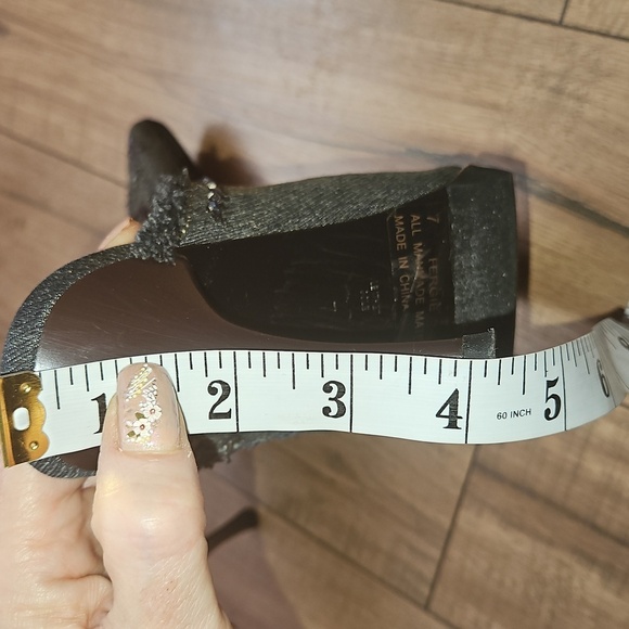 Dollhouse Fergie Denim Beaded 4.25" Heel Mules Size 7 - Picture 12 of 16